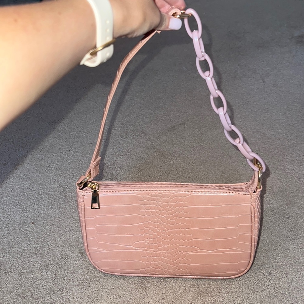 Pink shoulder purse